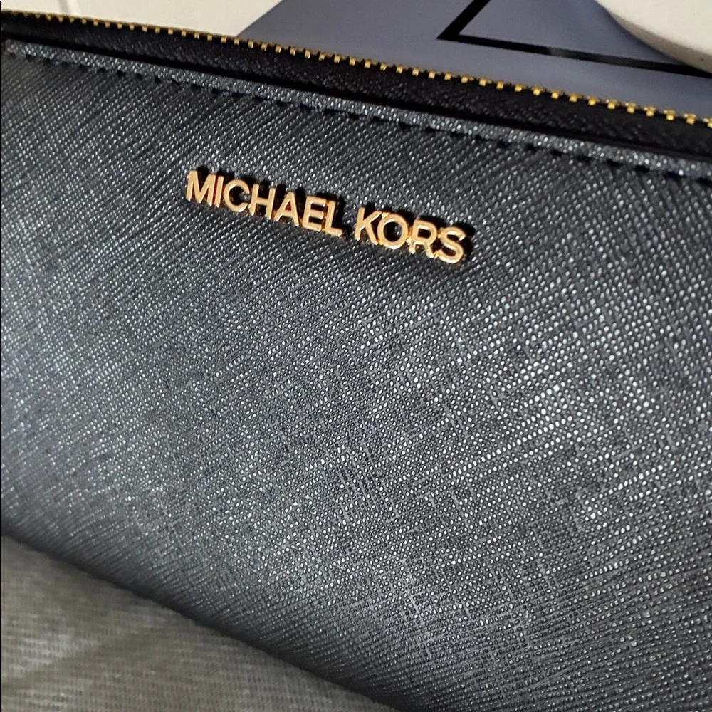 Michael Kors Long Wallet